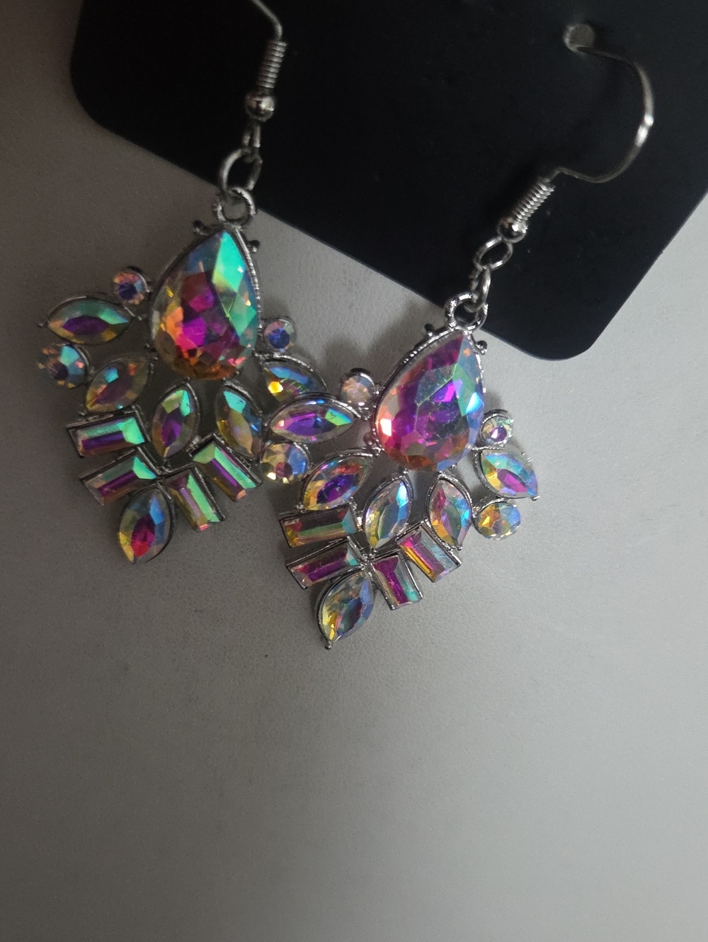 Paparazzi Irridescent Earrings NWT